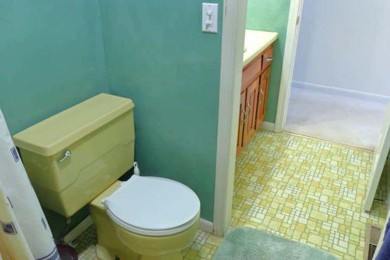 My 1970’s Bathroom Remodel – Before