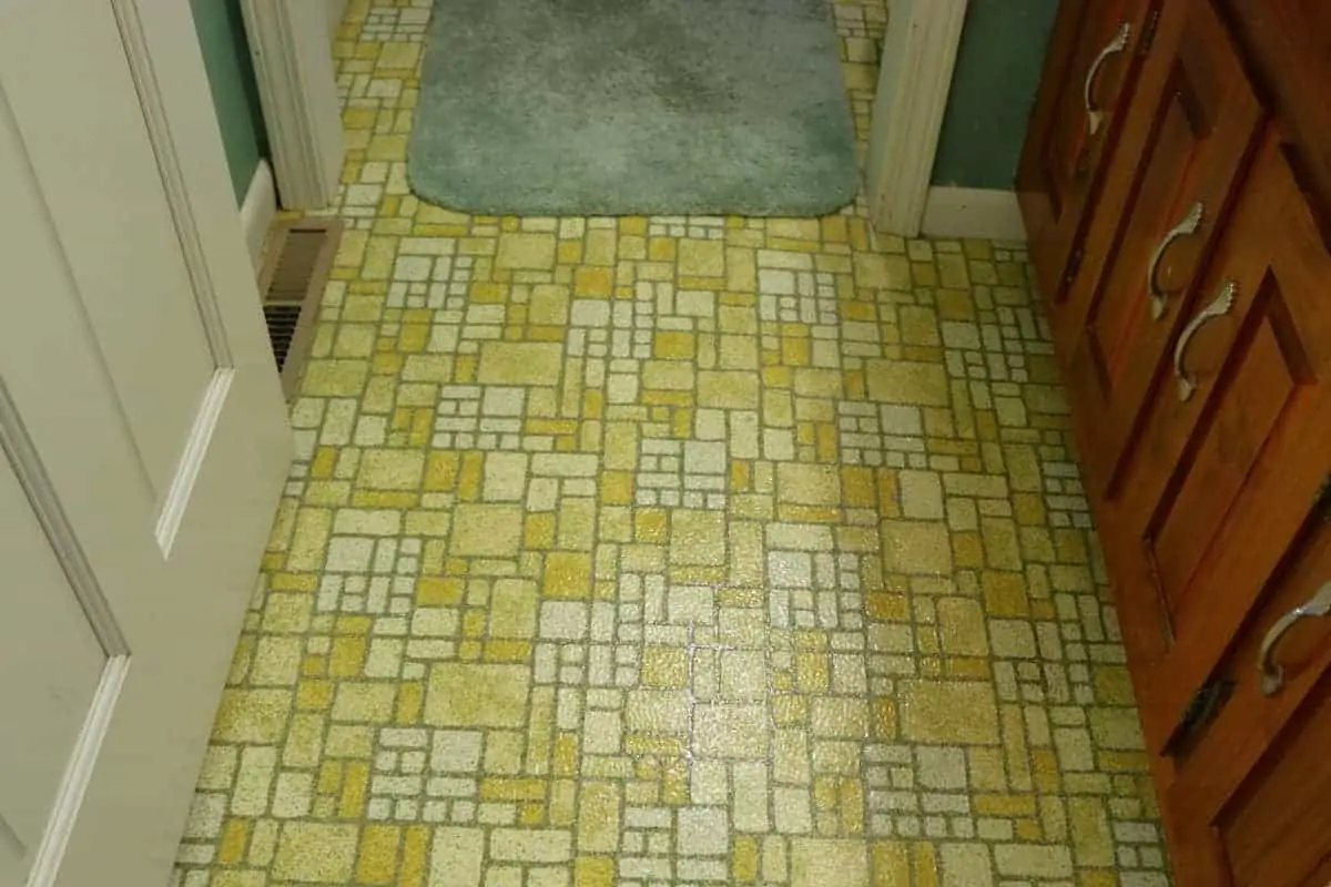 Harvest Gold sheet vinyl flooring in 1970s bathroom