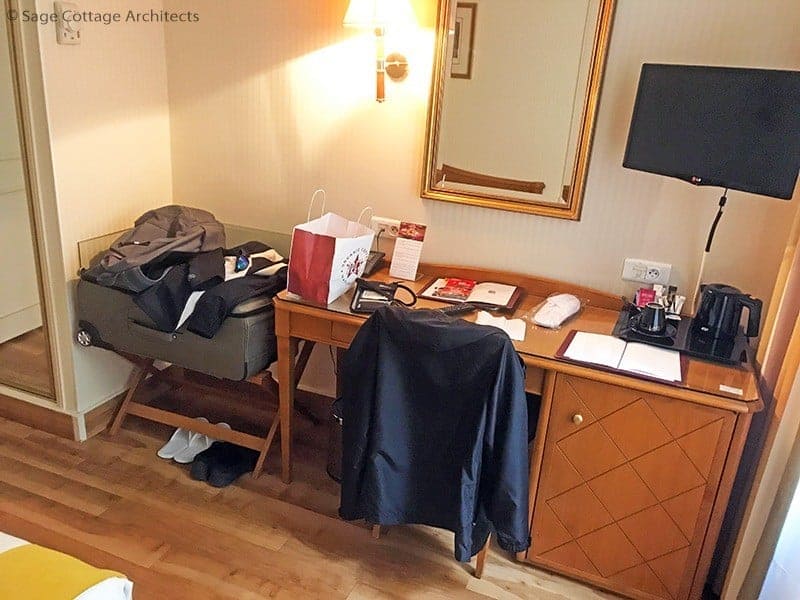 Hotel Etats-Unis Opéra hotel room