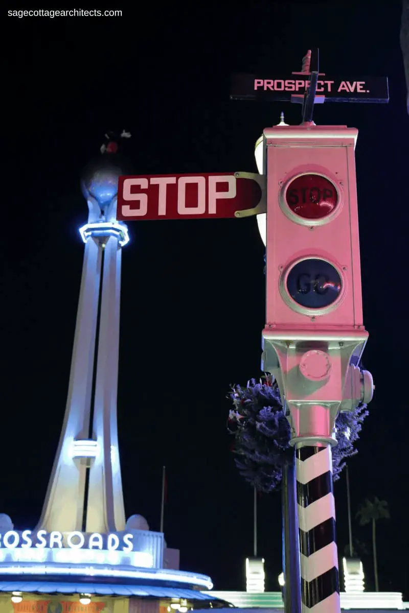 Old time stop light at Walt Disney World Hollywood Studios