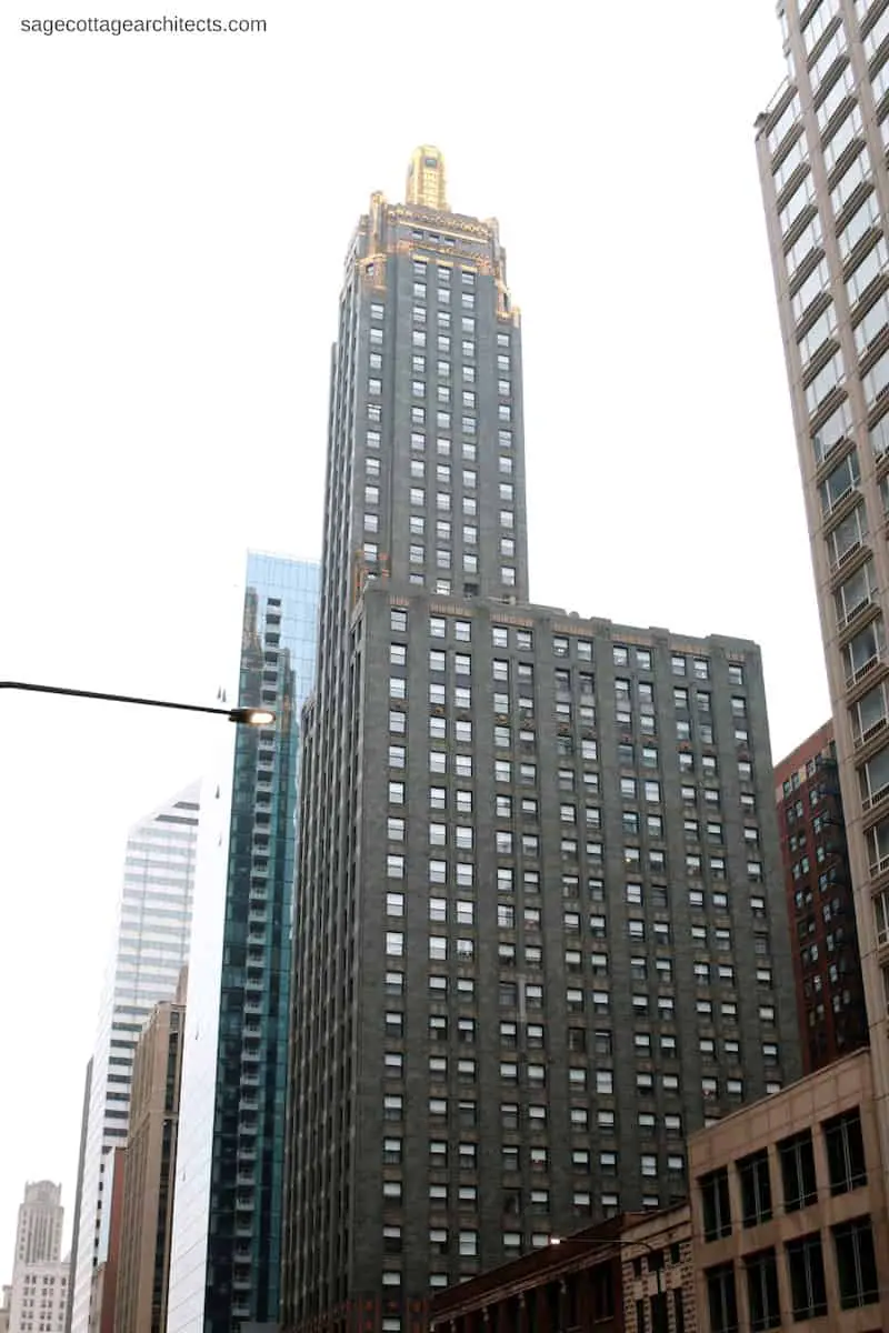 Chicago's Art Deco Carbide and Carbon Building - skyscraper with dark green body and gold top