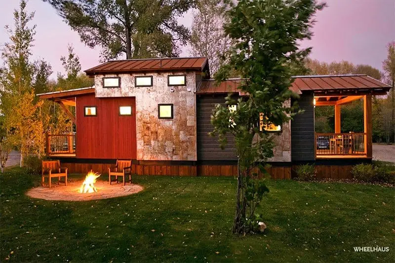 exterior photo of Wheelhaus caboose model