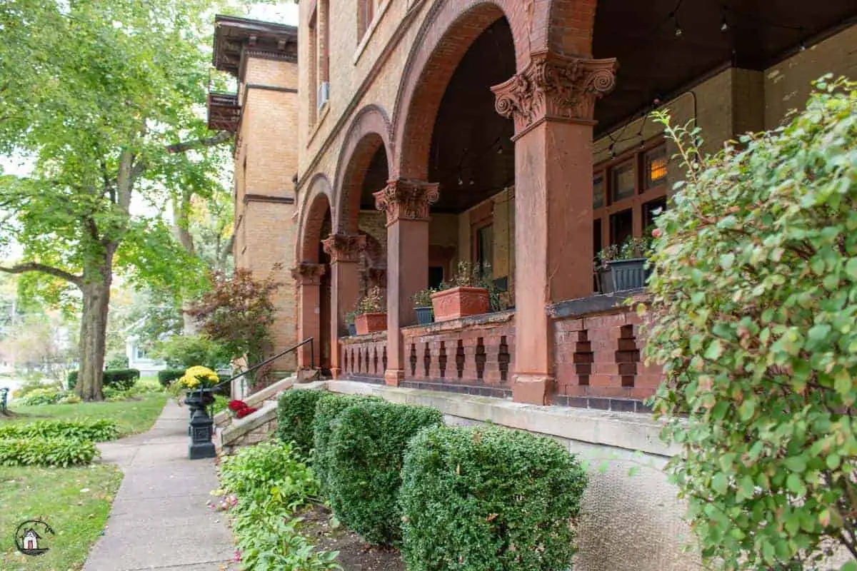 Photo of the side porch of the Vrooman Mansion. 